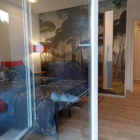 Tres Bel Rez De Jardin De 53m2.