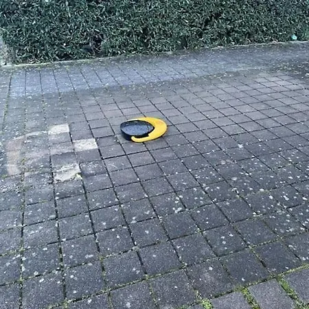 Apartament Tres Bel Rez De Jardin De 53m2.