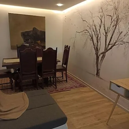 Tres Bel Rez De Jardin De 53m2. Pfastatt